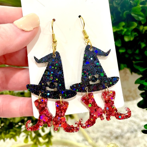 Witches Hat and Shoes Earrings - Picture 4 of 7